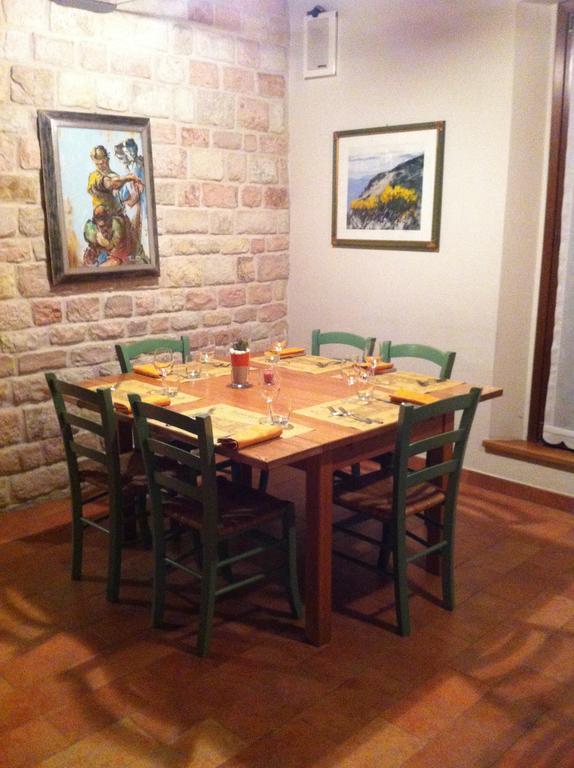 Agriturismo Accipicchia アンコーナ エクステリア 写真